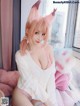 Coser@rioko凉凉子 Vol.050: 家中的人妻狐 (20 photos )